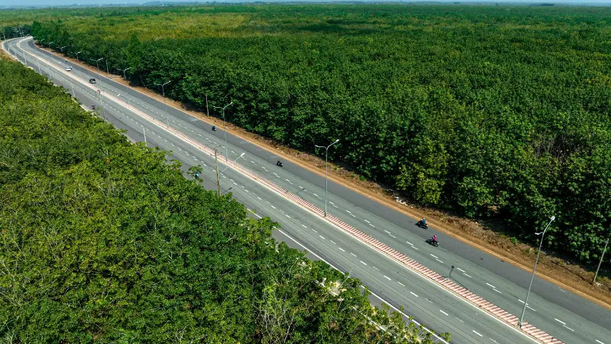 Đường DT744 trục giao thông huyết mạch
