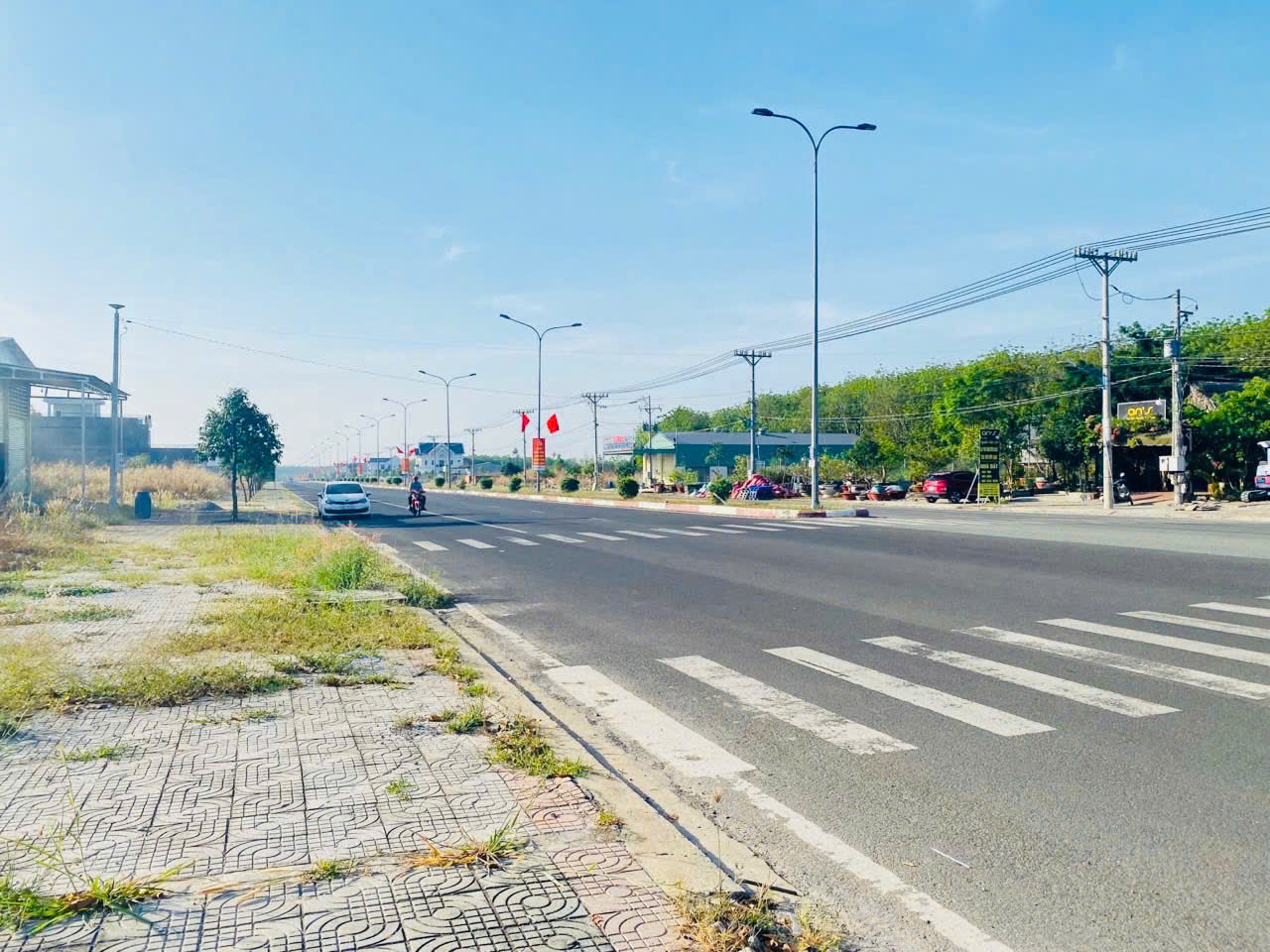 2 Lô liền kề sẵn 300m2 mặt tiền đường Nguyễn Văn Linh - kết nối QL13 & QL14 giá 2 tỷ 3 tại Chơn Thành, Bình Phước - ảnh 1