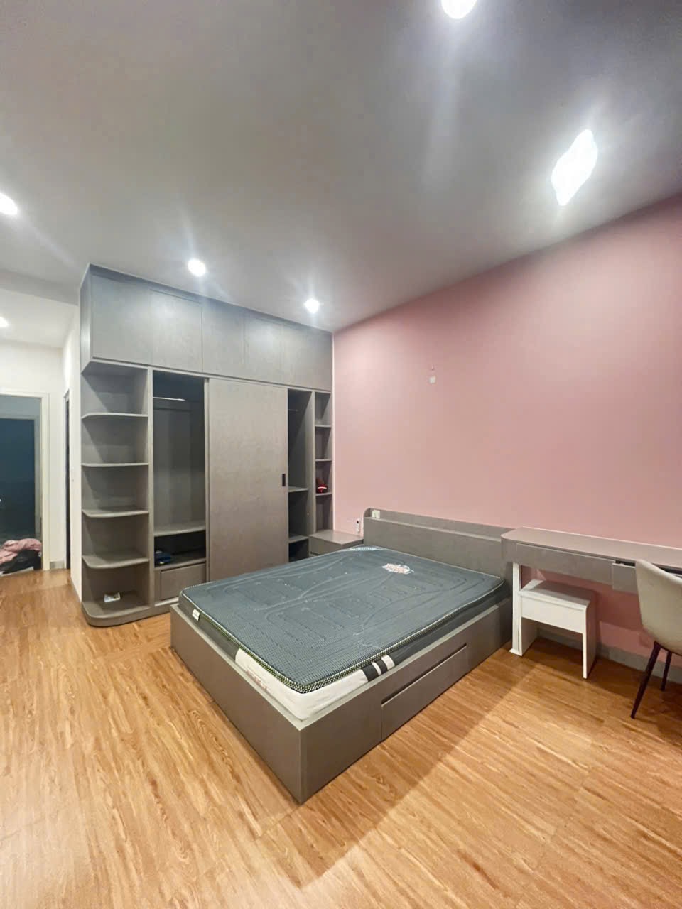 Cho thuê nhà 4PN ở khu phú hồng thịnh tại An Phú, Thuận An, Bình Dương - ảnh 3